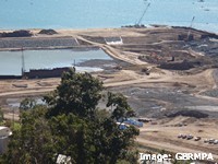 Coastal development threatens fringing reefs Coastal development threatens fringing reefs